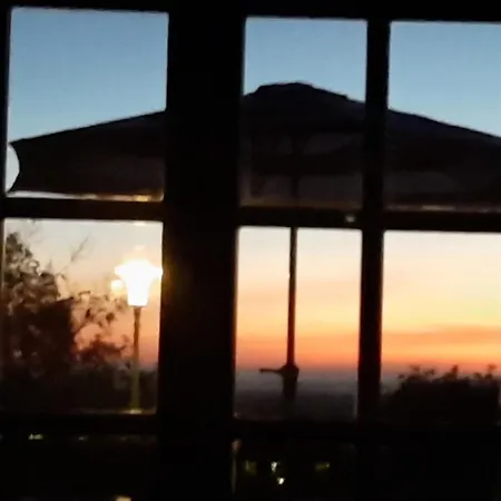 Schoene Aussicht נידגן